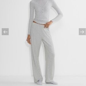 Aritzia The Group Luxe Lounge Tomorrow Pant